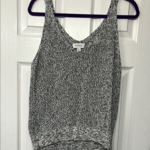 Evereve Gray Ribbed Sleeveless Tank Top